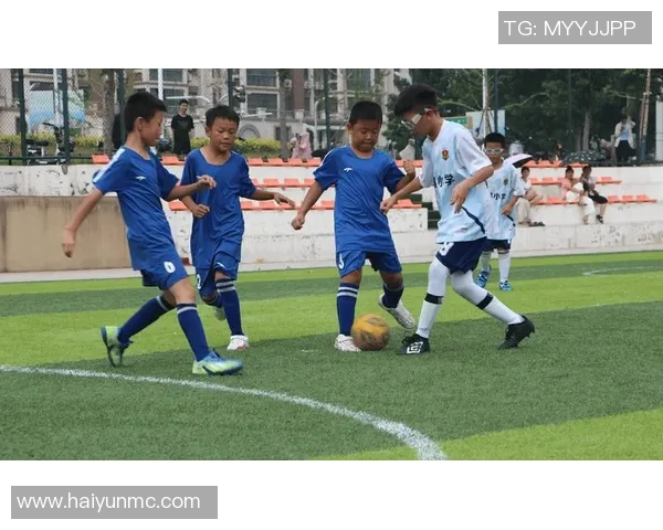 今天足球赛精彩纷呈球迷热情高涨期待激烈对决与精彩进球